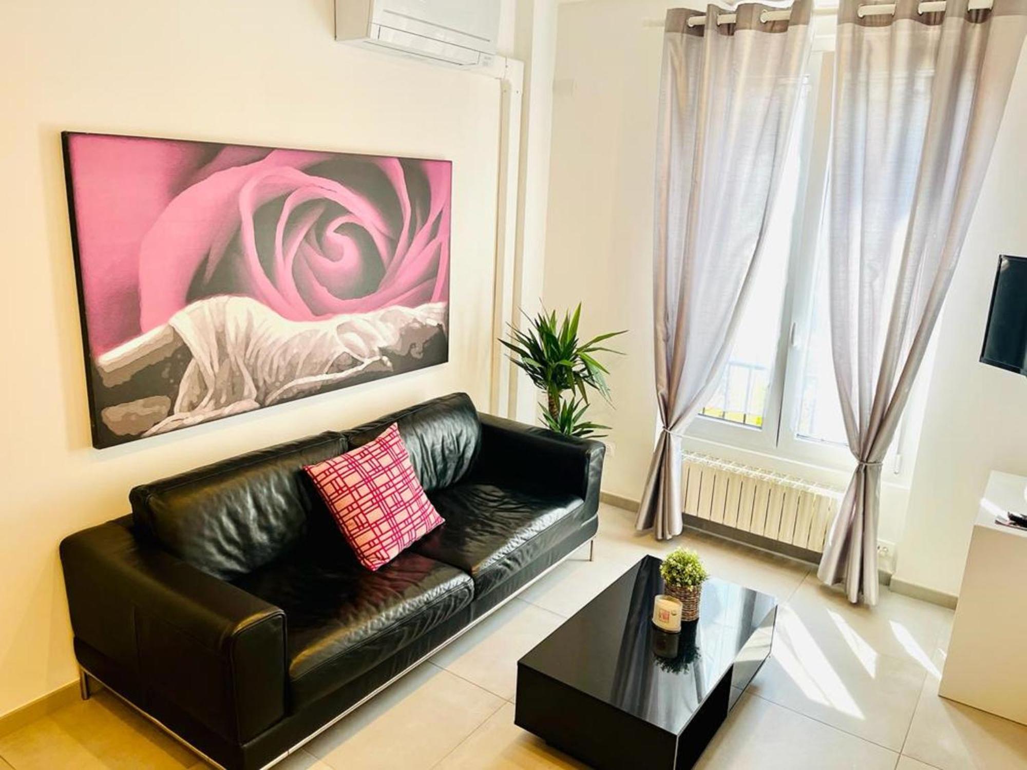 Nice Apartments In The Historic Center Verbania Dış mekan fotoğraf