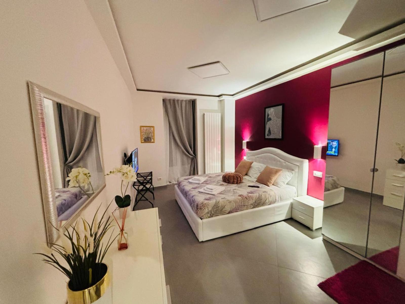 Nice Apartments In The Historic Center Verbania Dış mekan fotoğraf